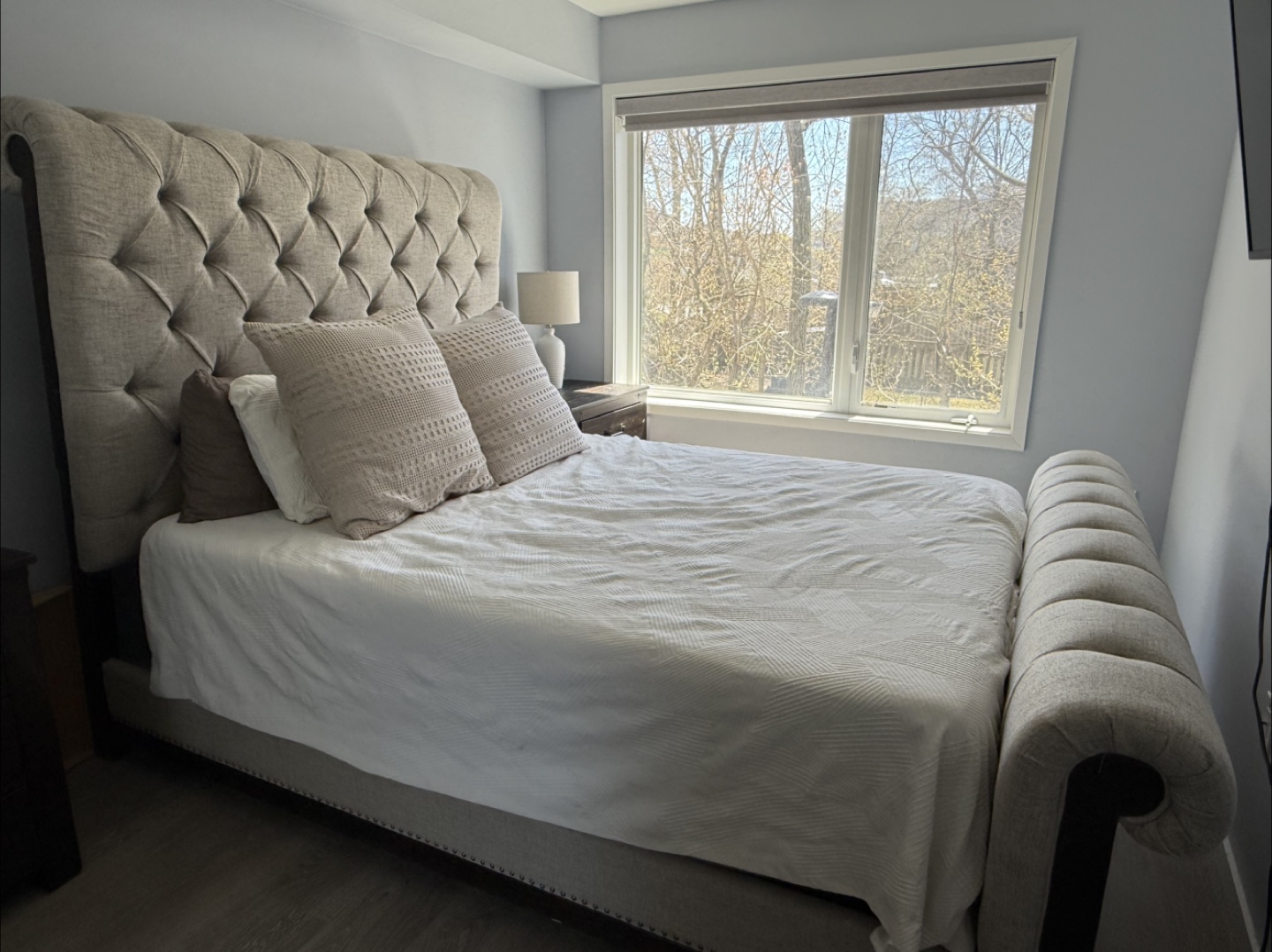 Beautiful Hillcott Queen Bed Frame – Ashley Furniture