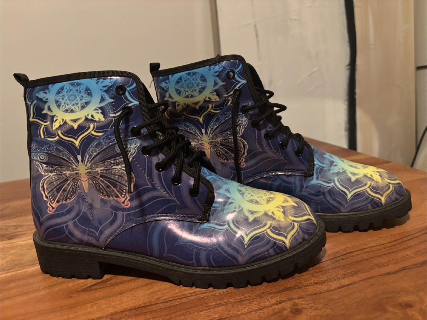 Women's Mandala & Butterfly Print Lace-Up Boots