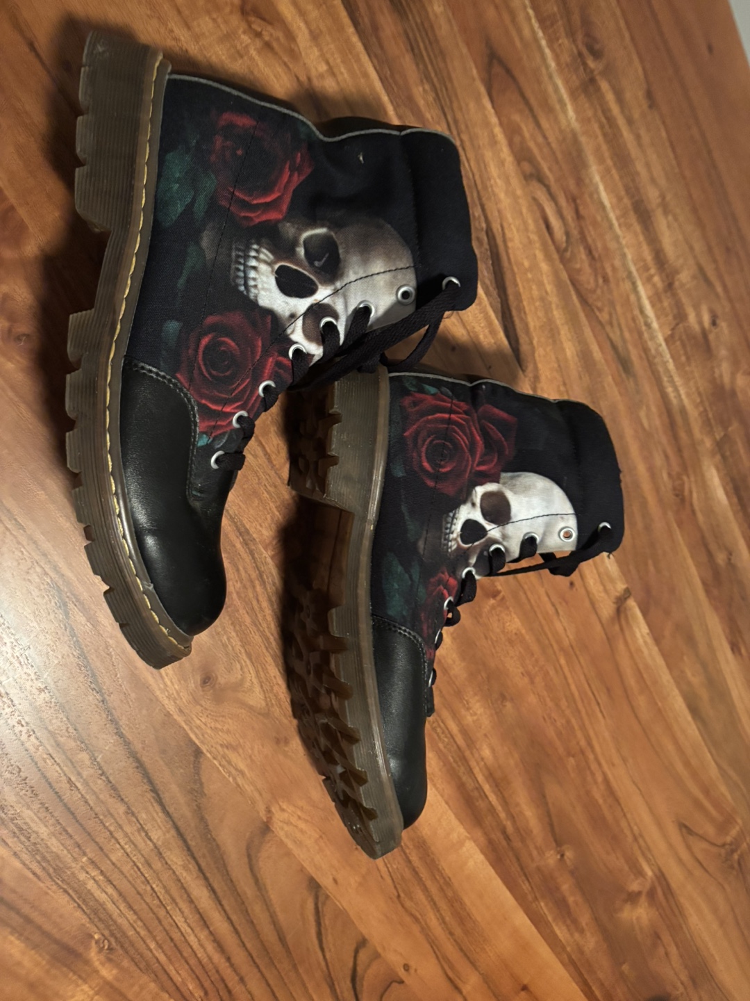 Skulls & Roses Boots - photo 2