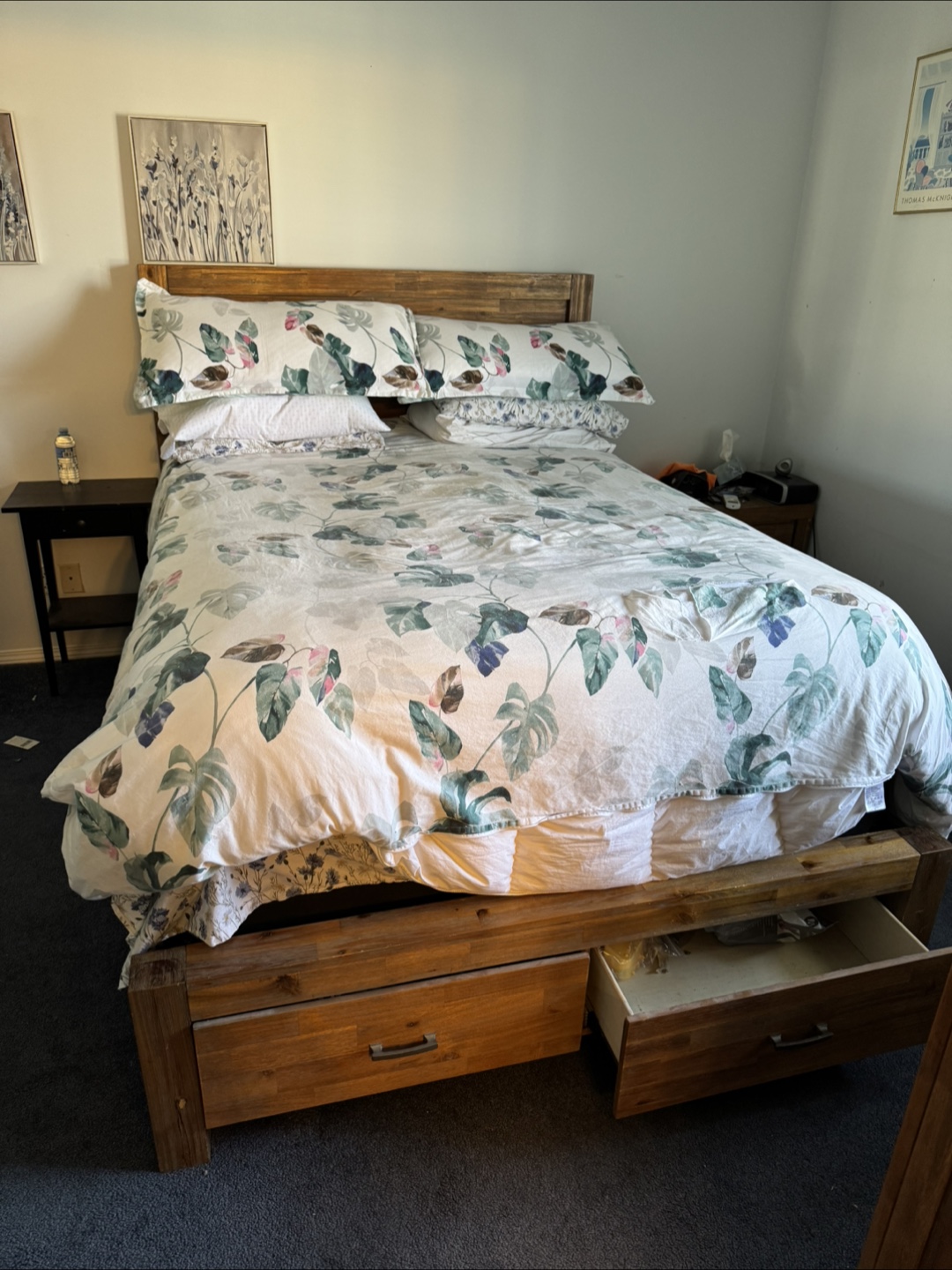 Queen size solid wood Bed Frame and box spring - photo 2