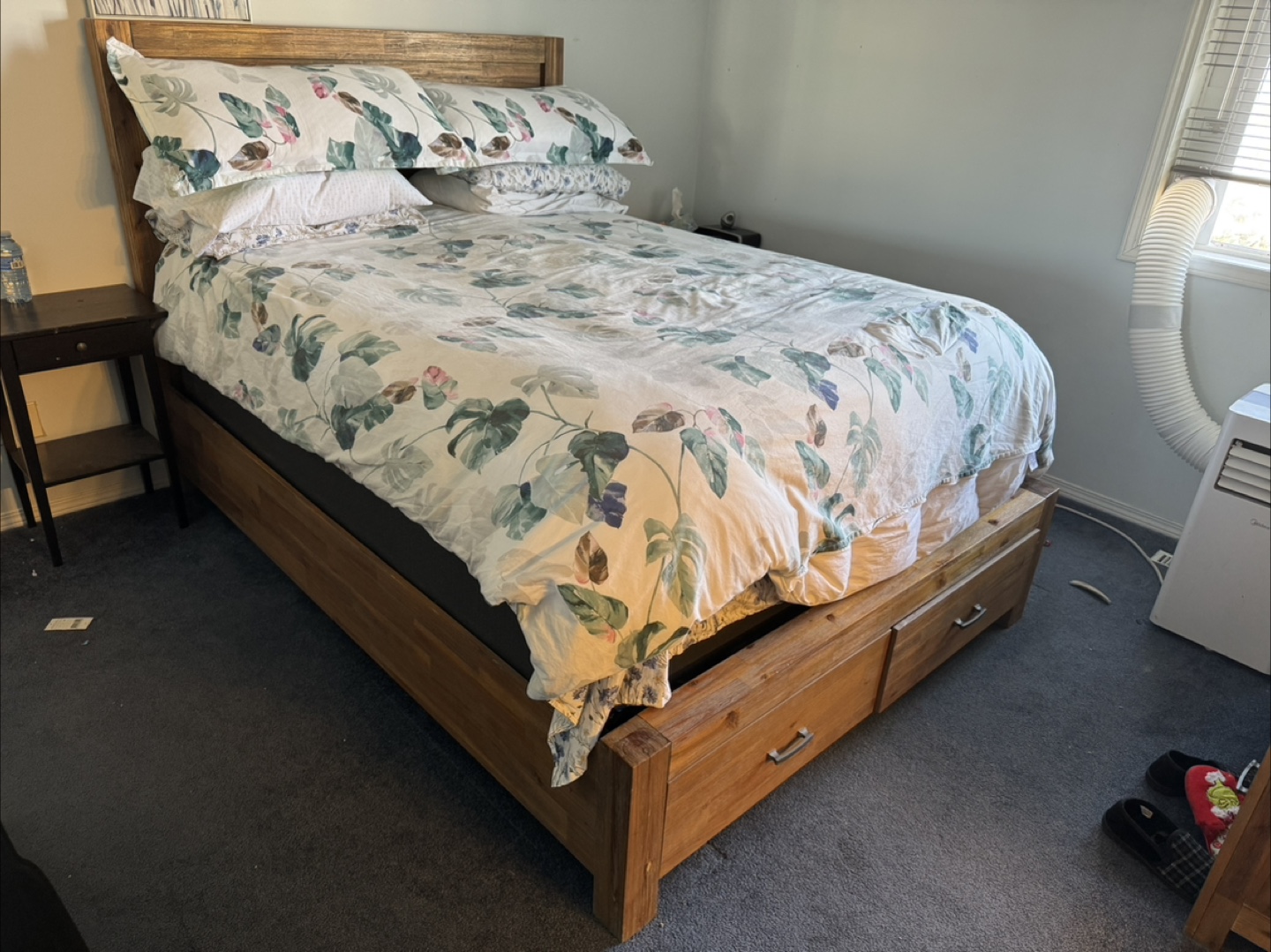 Queen size solid wood Bed Frame and box spring