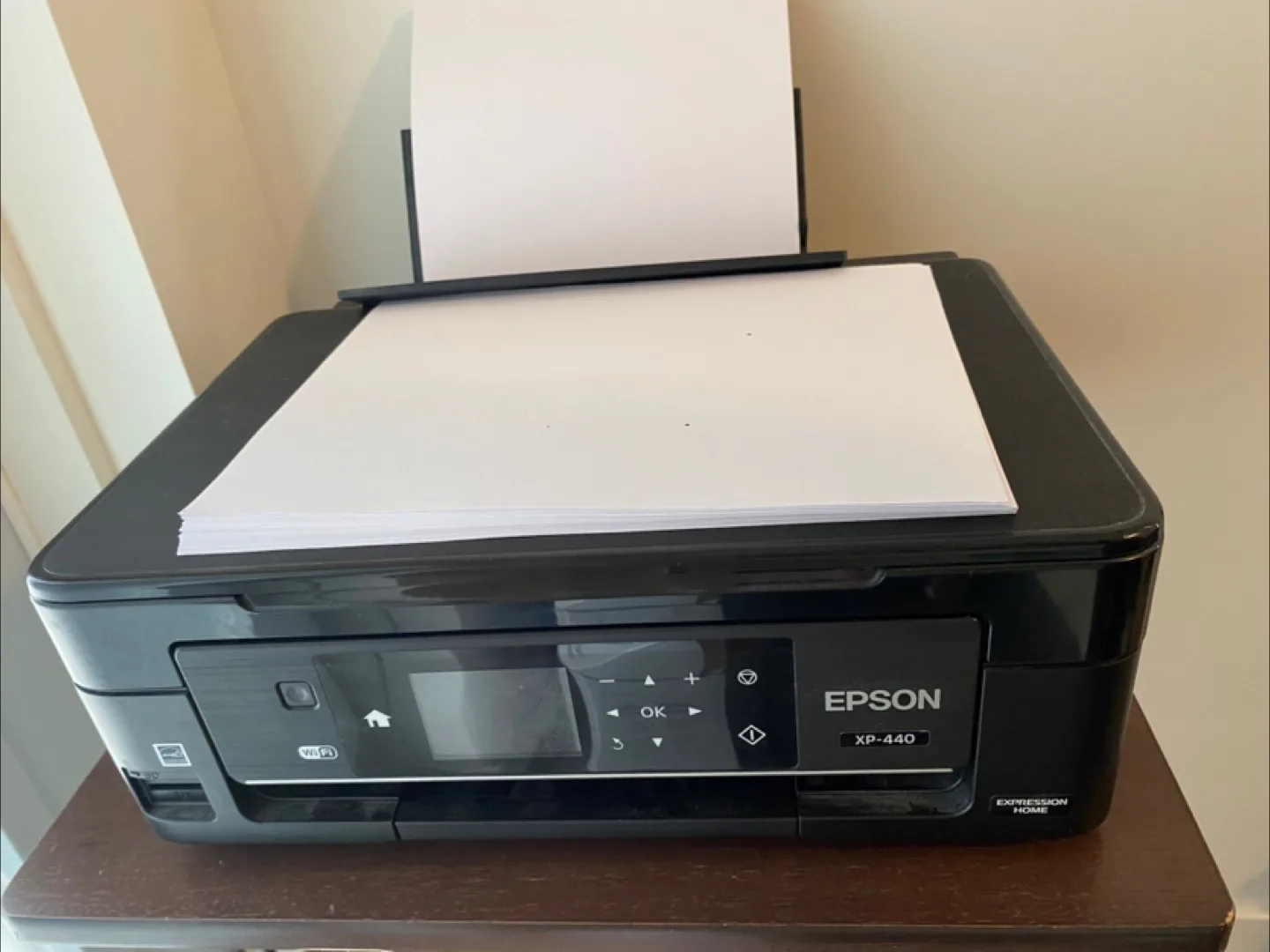 Epson Expression Home XP-440 Wireless Printer image indicator(2)