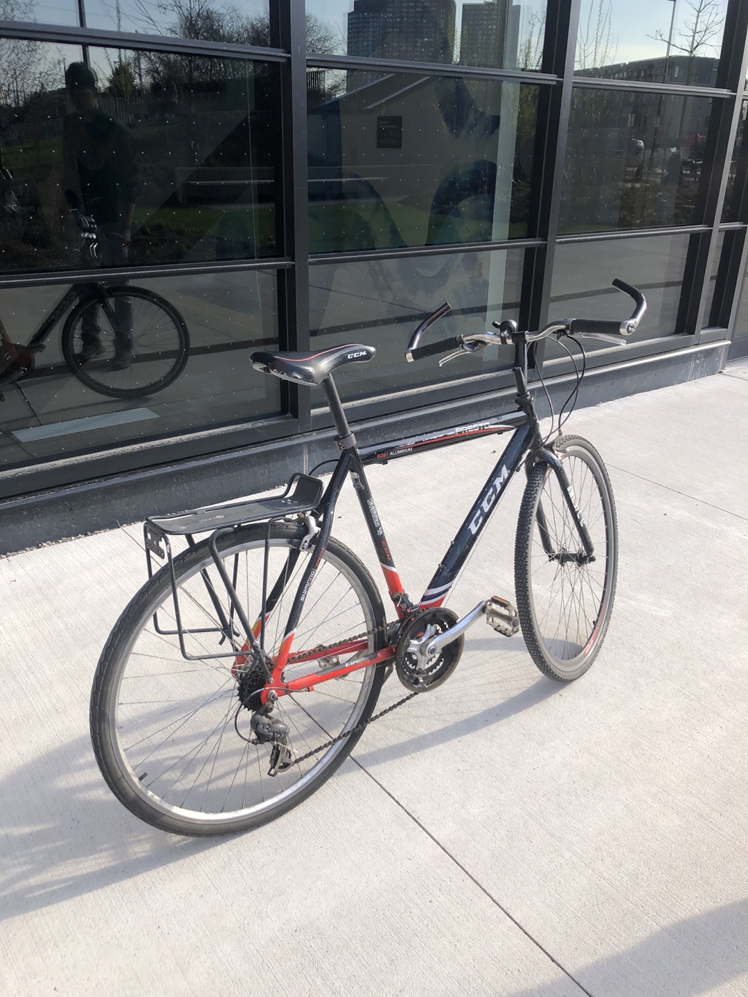 CCM Presto Hybrid Bike - Medium/Large Frame - photo 3