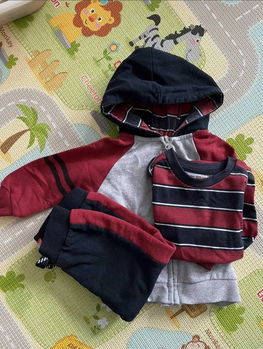 Baby Boys' 3-Piece Outfit: Hoodie, Pants & Shirt thumbnail