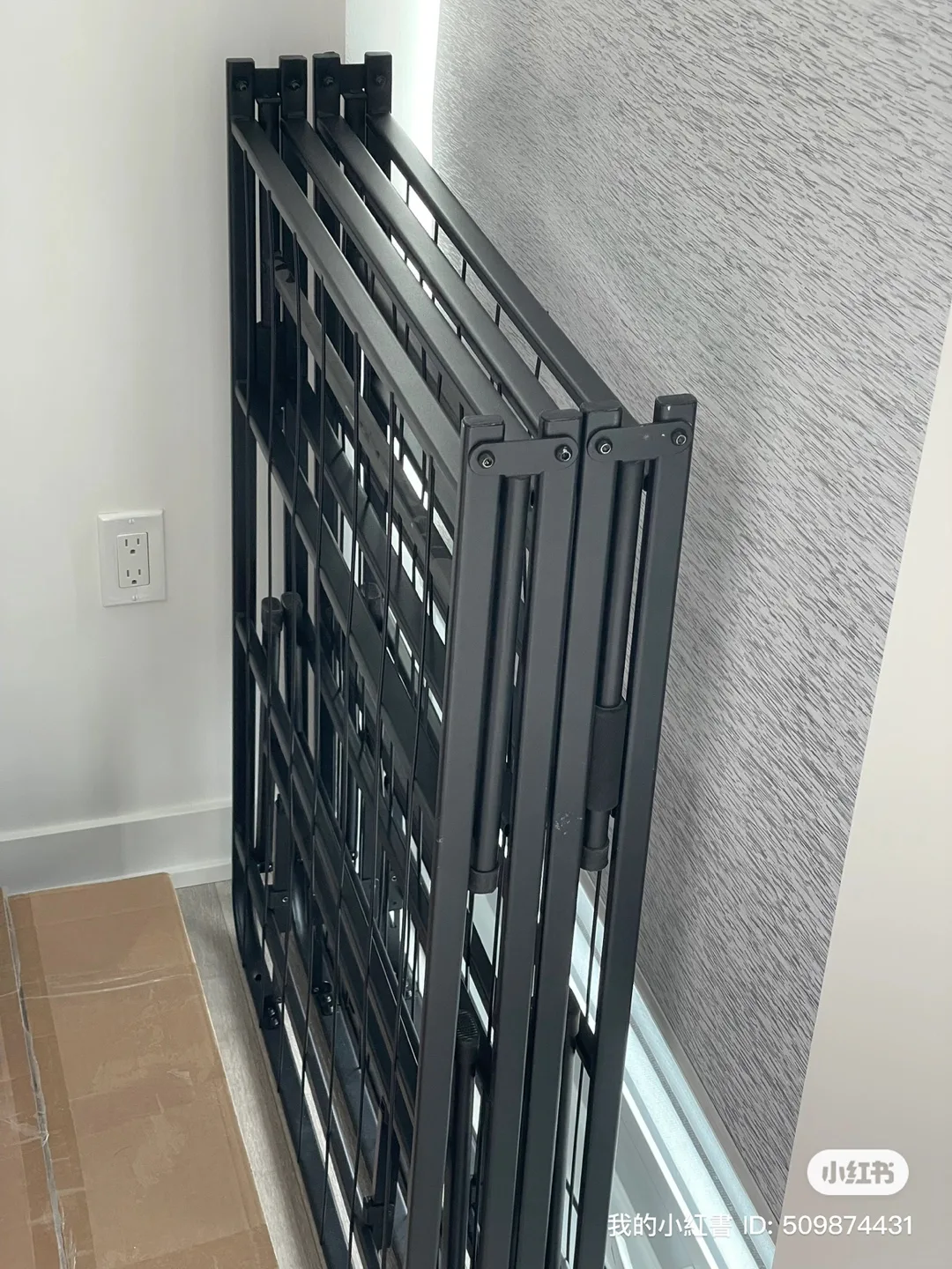 Queen size Foldable Bed Frame thumbnail