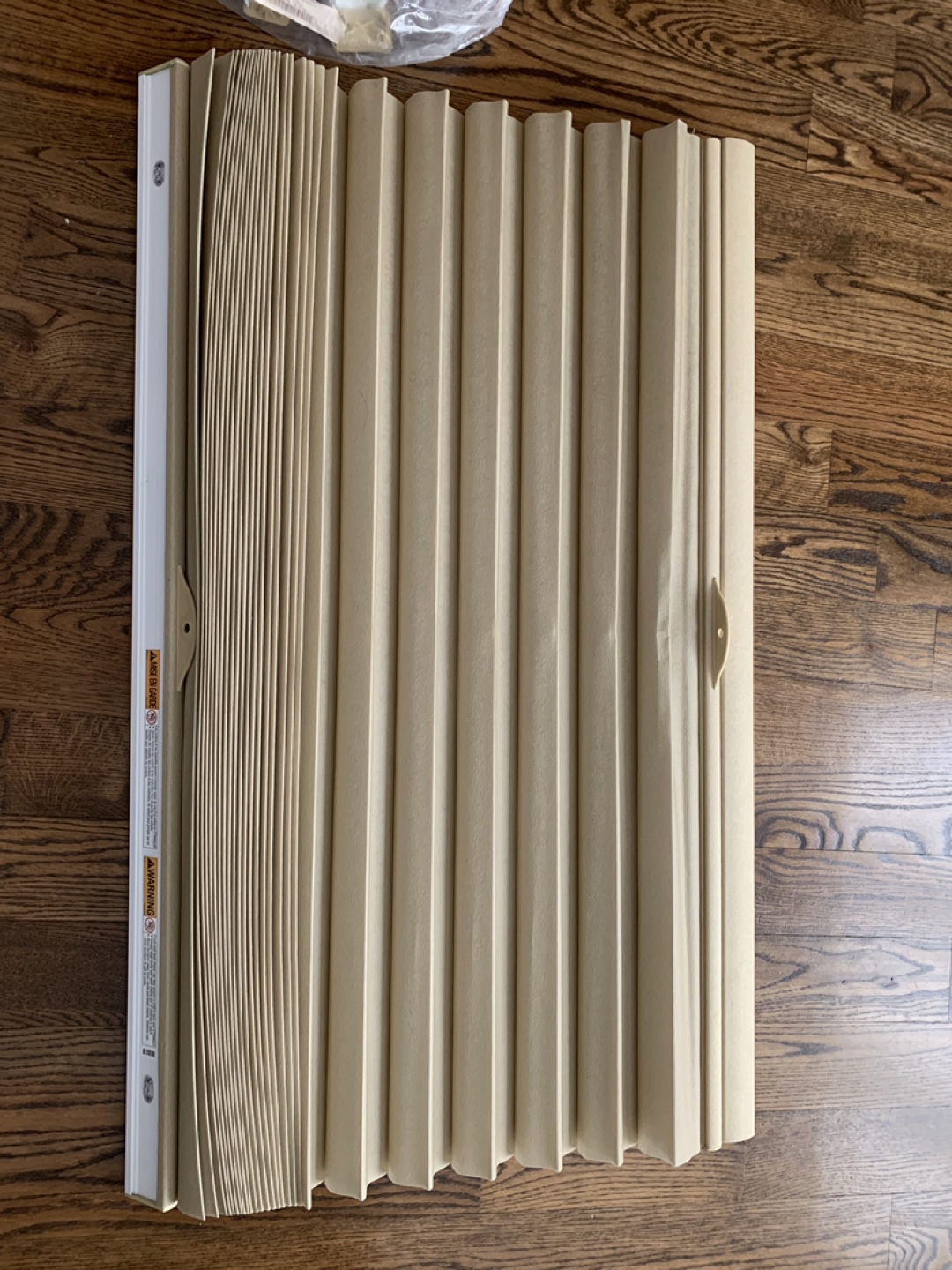 Cellular Shade - Beige - 36”x48” 🧡