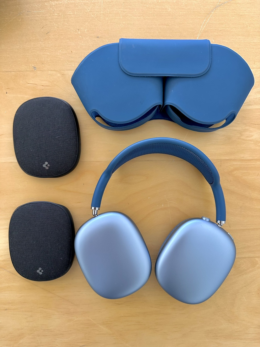 Apple AirPods Max Headphones - Sky Blue