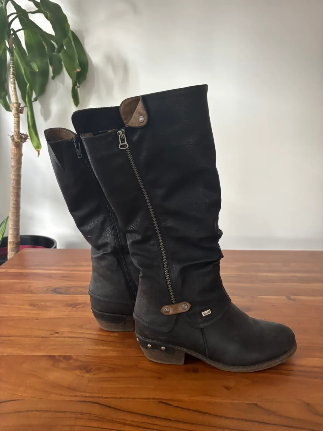 Rieker women’s black knee high boots size 91/2 thumbnail