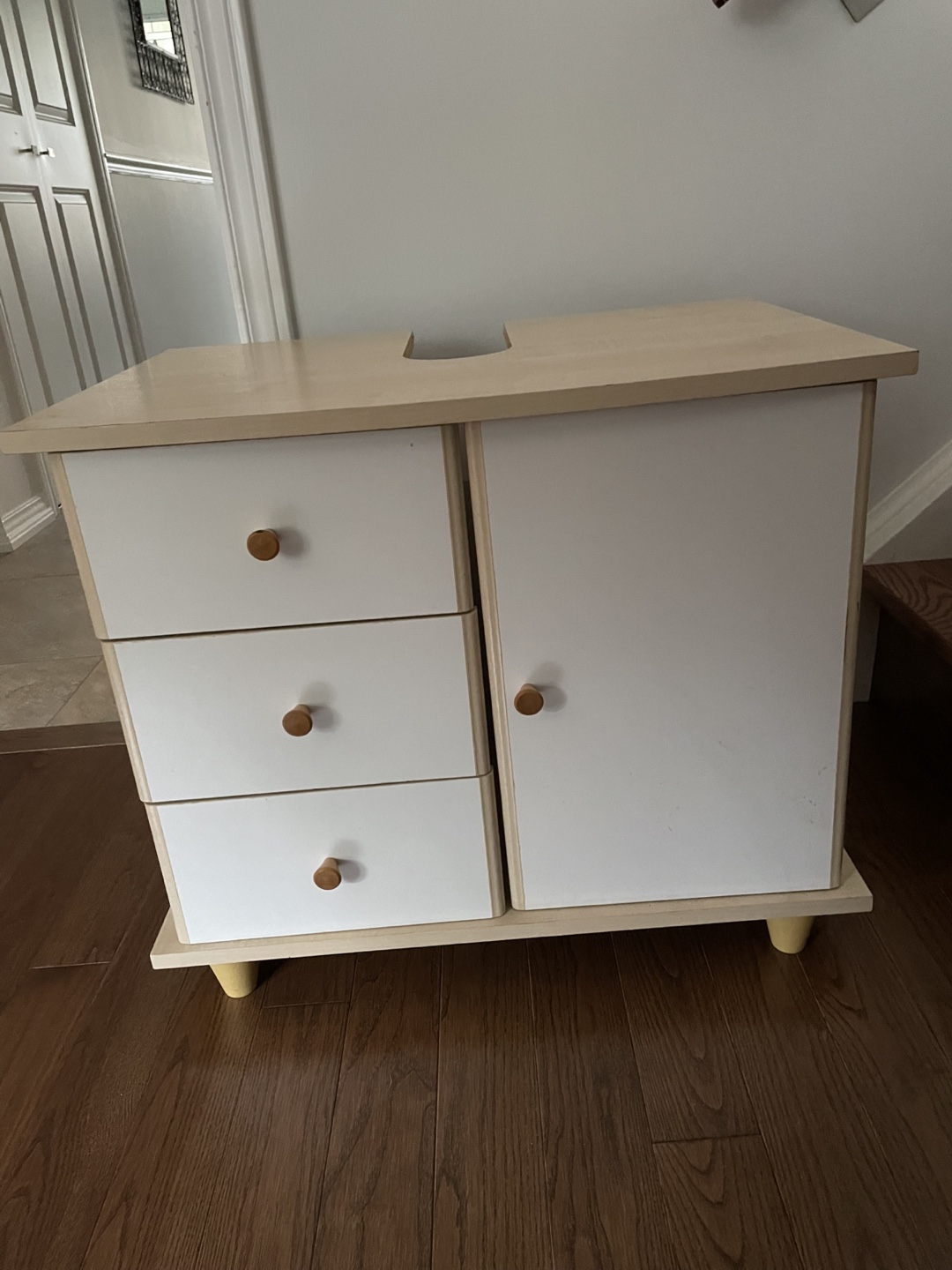 Bathroom cabinets - photo 5