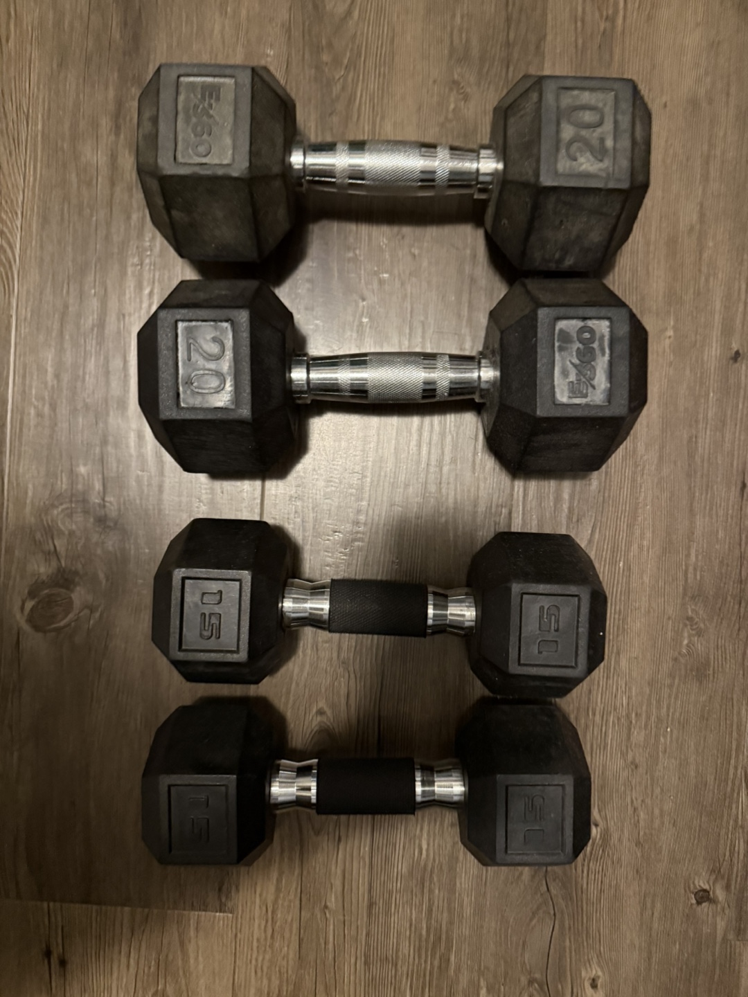 Pair of 15lb and 20lb Hex Dumbbells - photo 2