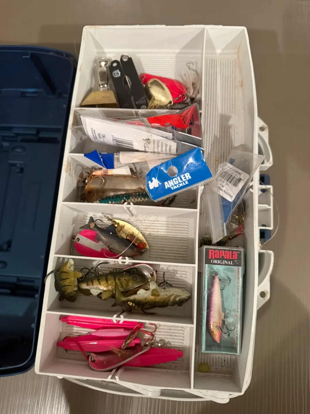 Plano Two Tray Tackle Box with Fishing Lures and Equipment image indicator(3)