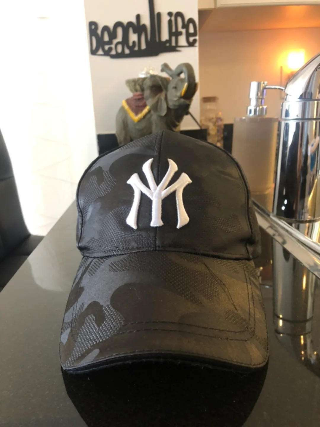 Black Camo NY Yankees Baseball Cap thumbnail
