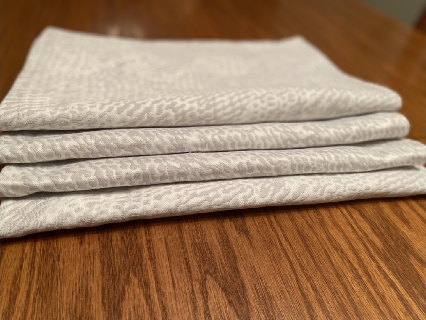 Set of Four Grey Leopard Print Placemats - photo 3