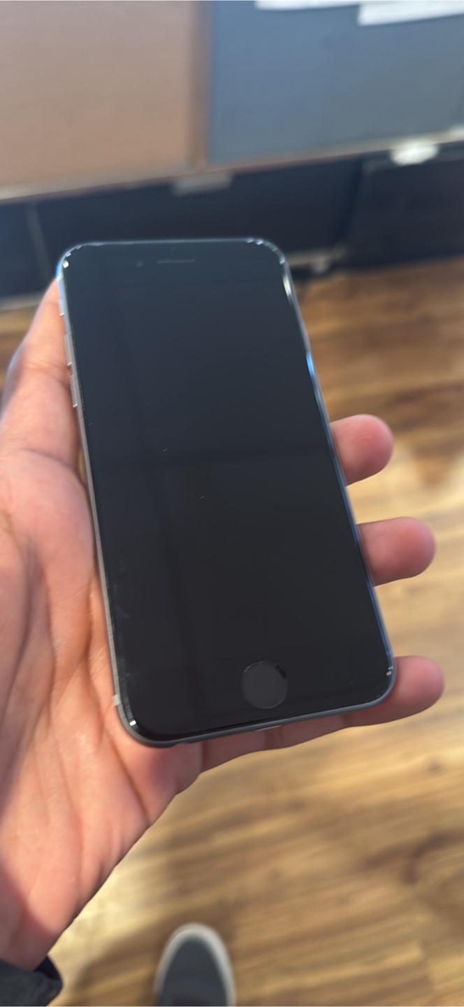 iPhone 6s negotiable