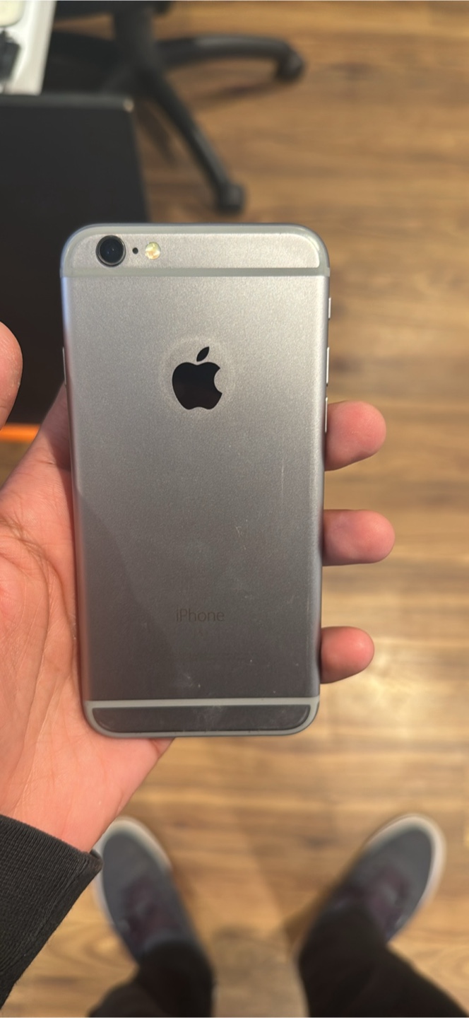 iPhone 6s negotiable - photo 4