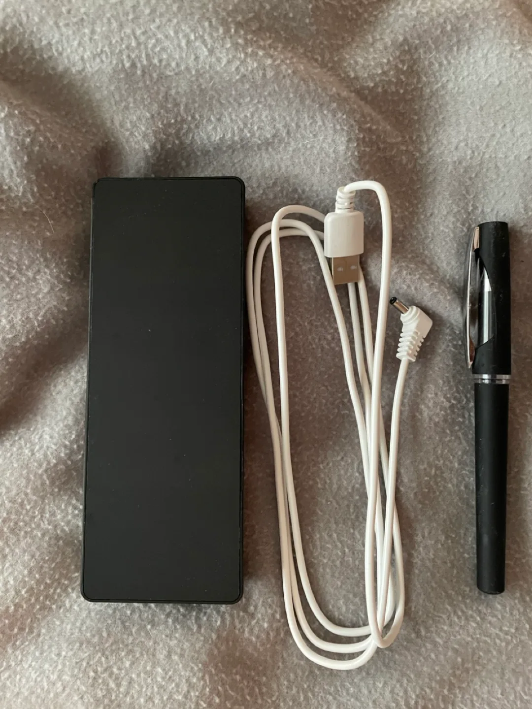 🧡LED Digital Alarm Clock with Colourful Display image indicator(2)