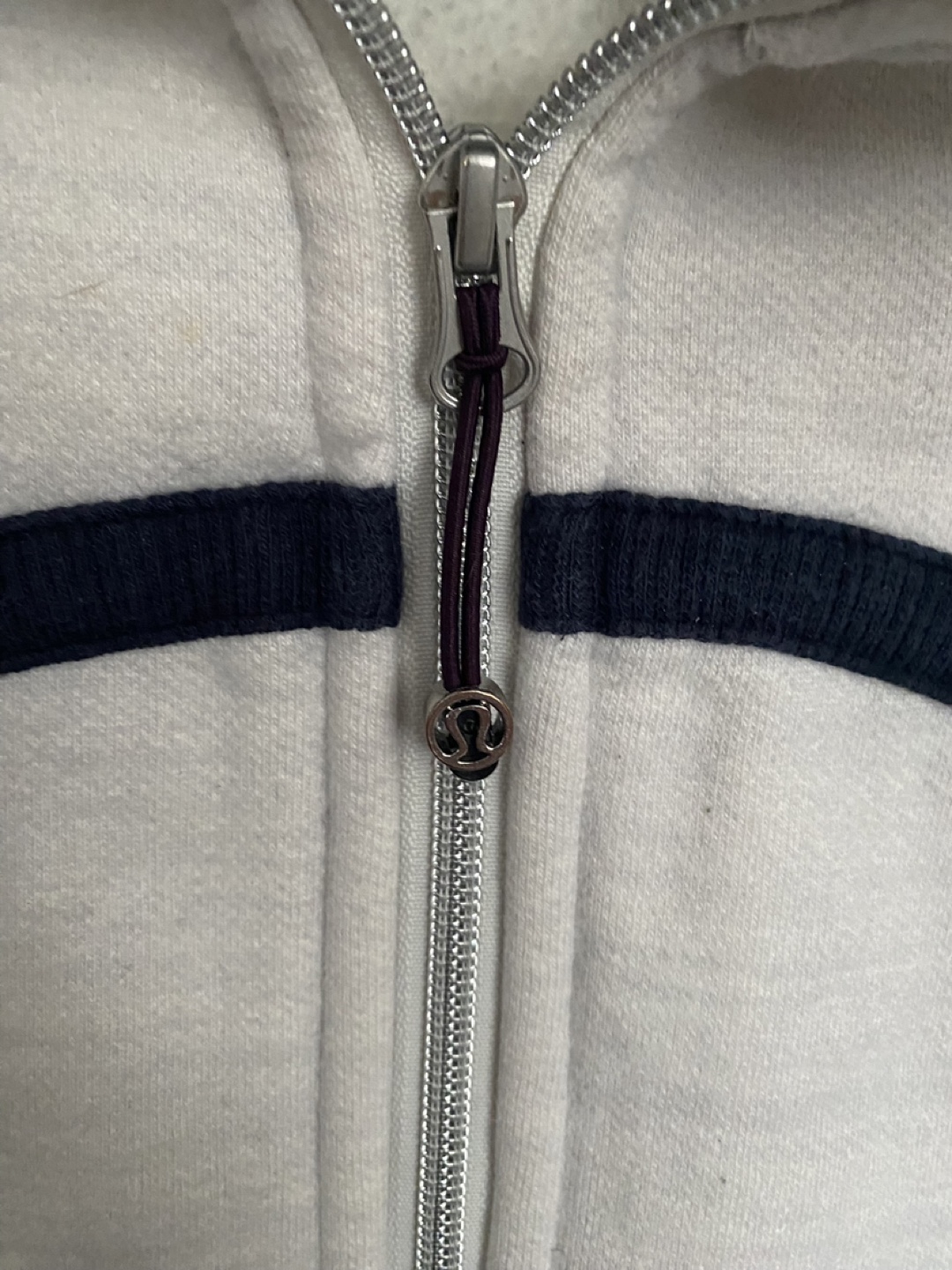 Lululemon Hoodie Zip-Up - photo 3