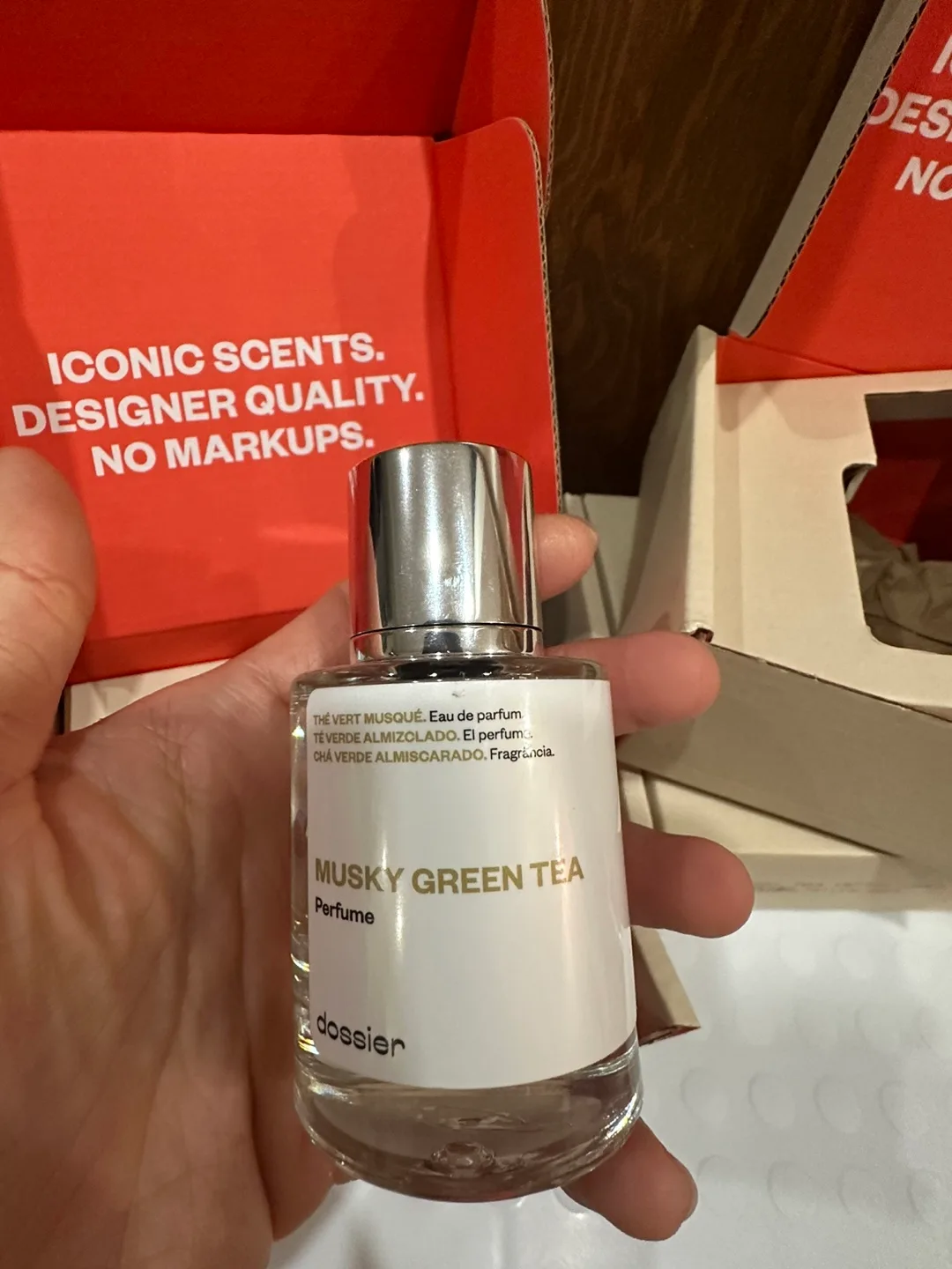 New Dossier Musky Green Tea Perfume image indicator(3)