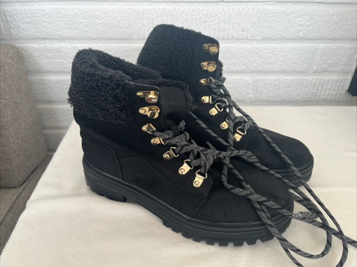Tommy Hilfiger Black Boots - Size 7M thumbnail