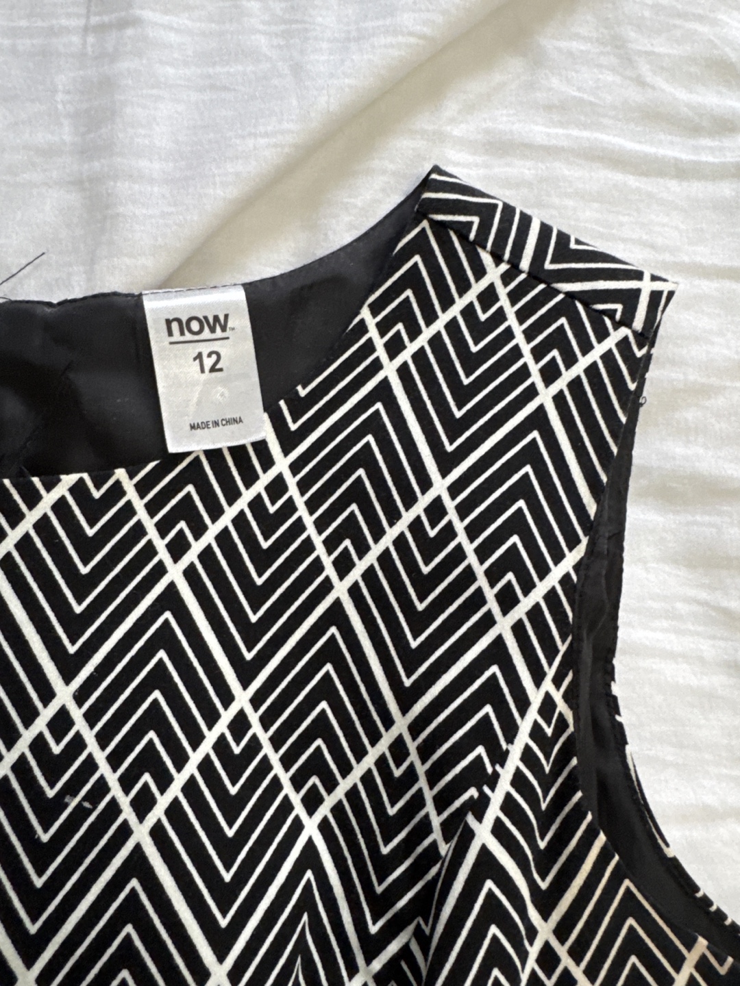 Black and White Geometric Sleeveless Dress - Size 12 - photo 3