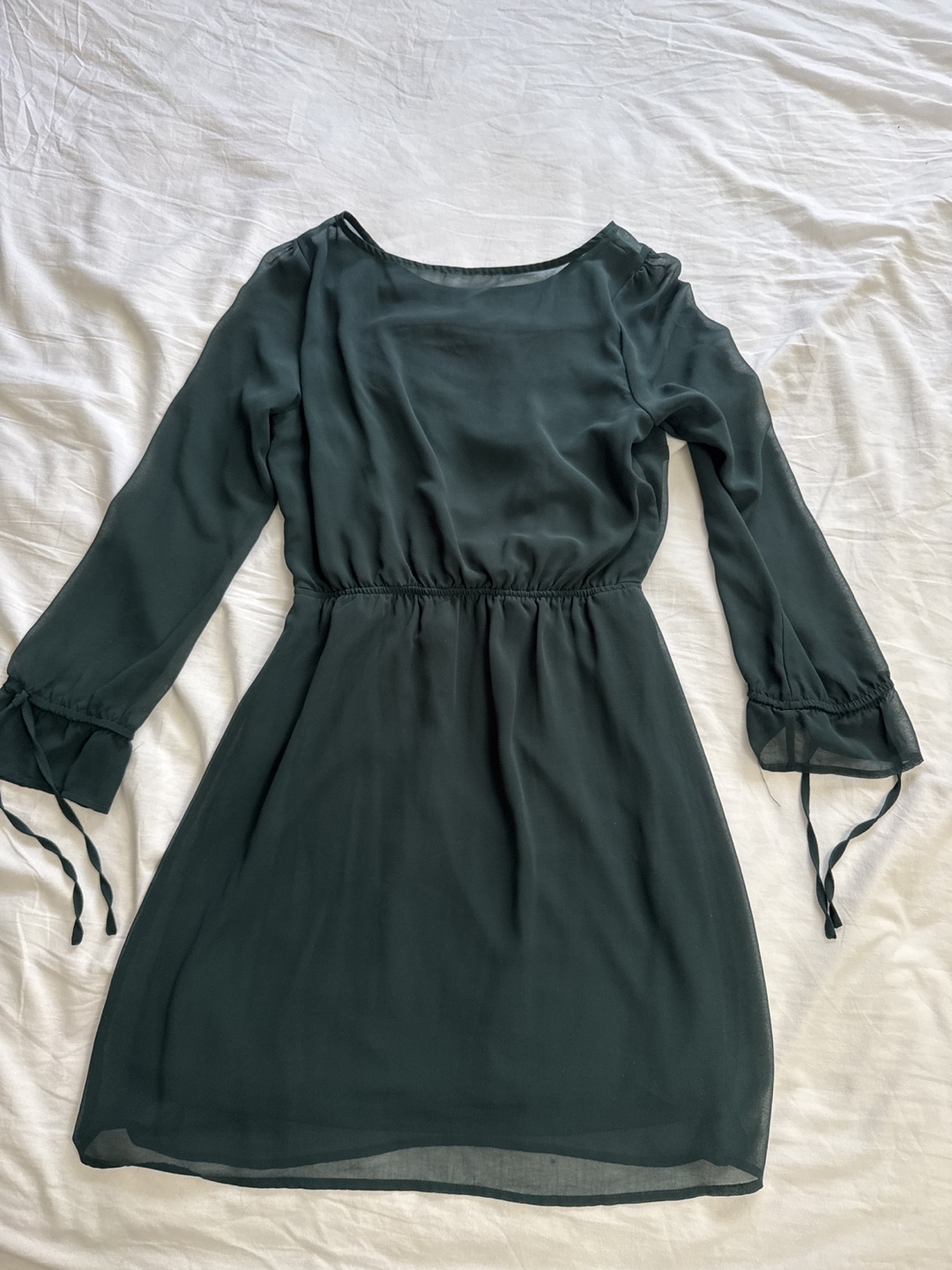 Emerald Green Mini Dress with 3/4 Sleeves