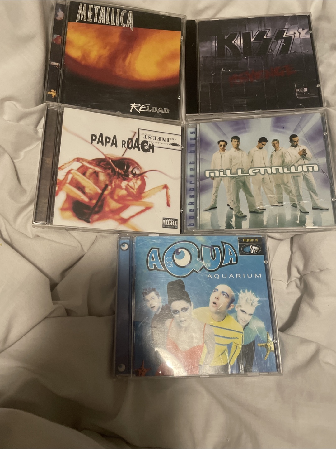 Lot of 5 CDs: Metallica, KISS, Papa Roach, Millennium, Aqua