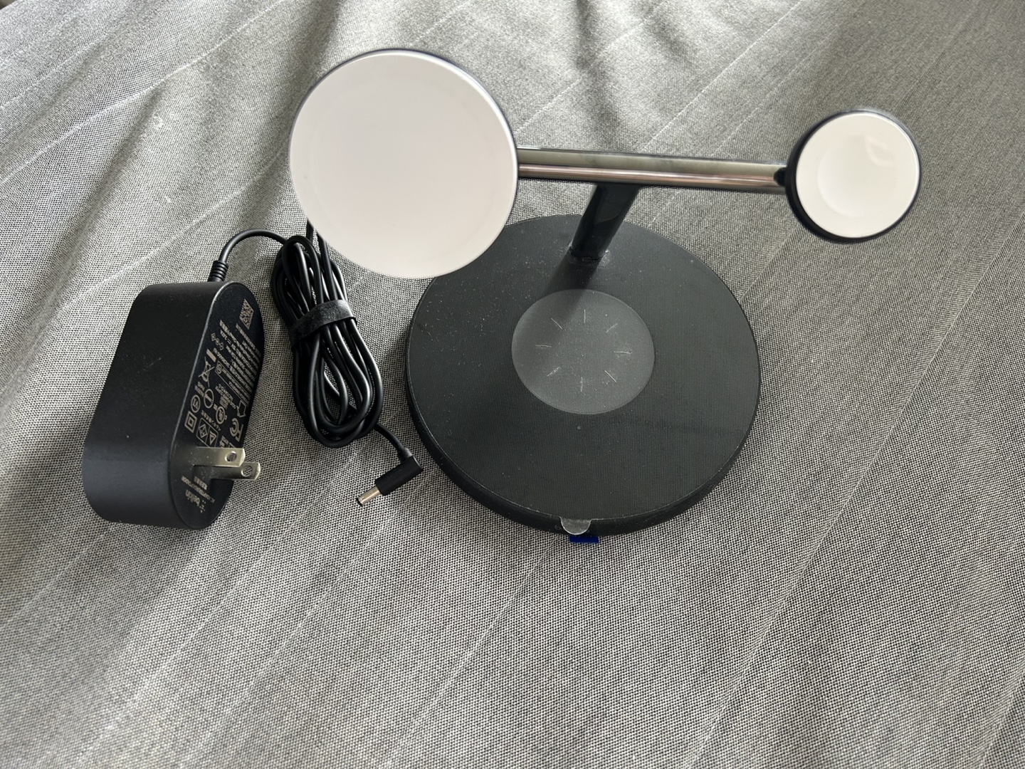 Belkin BoostCharge Pro 3-in-1 Wireless Charger with MagSafe - photo 2
