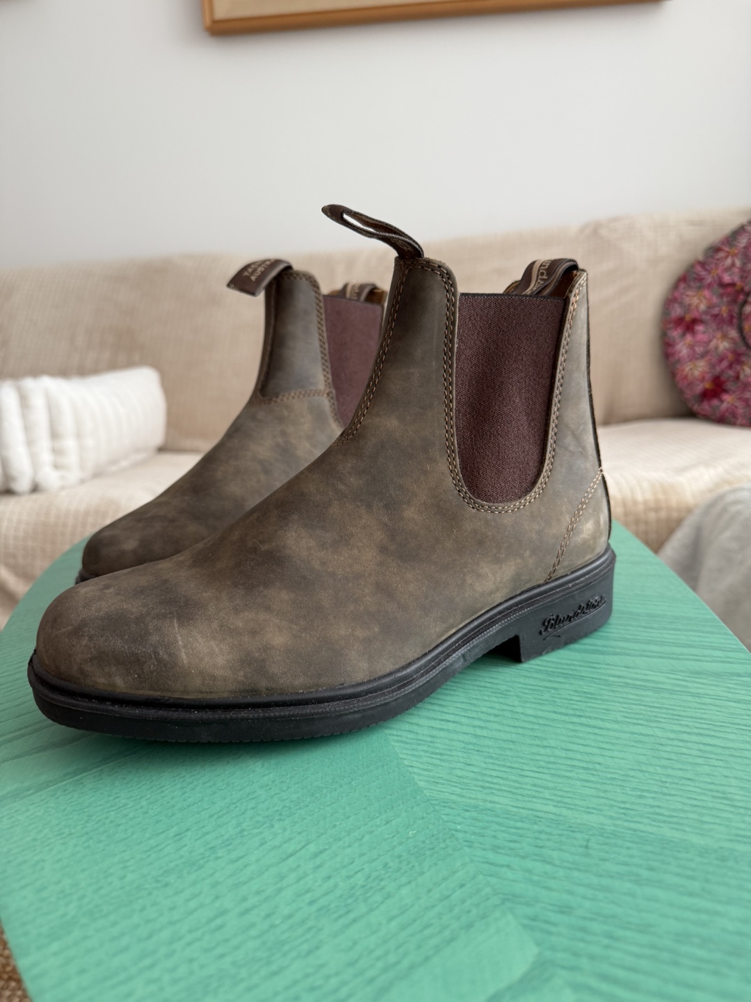 Never worn - Blundstone Chelsea Boots - Size 21