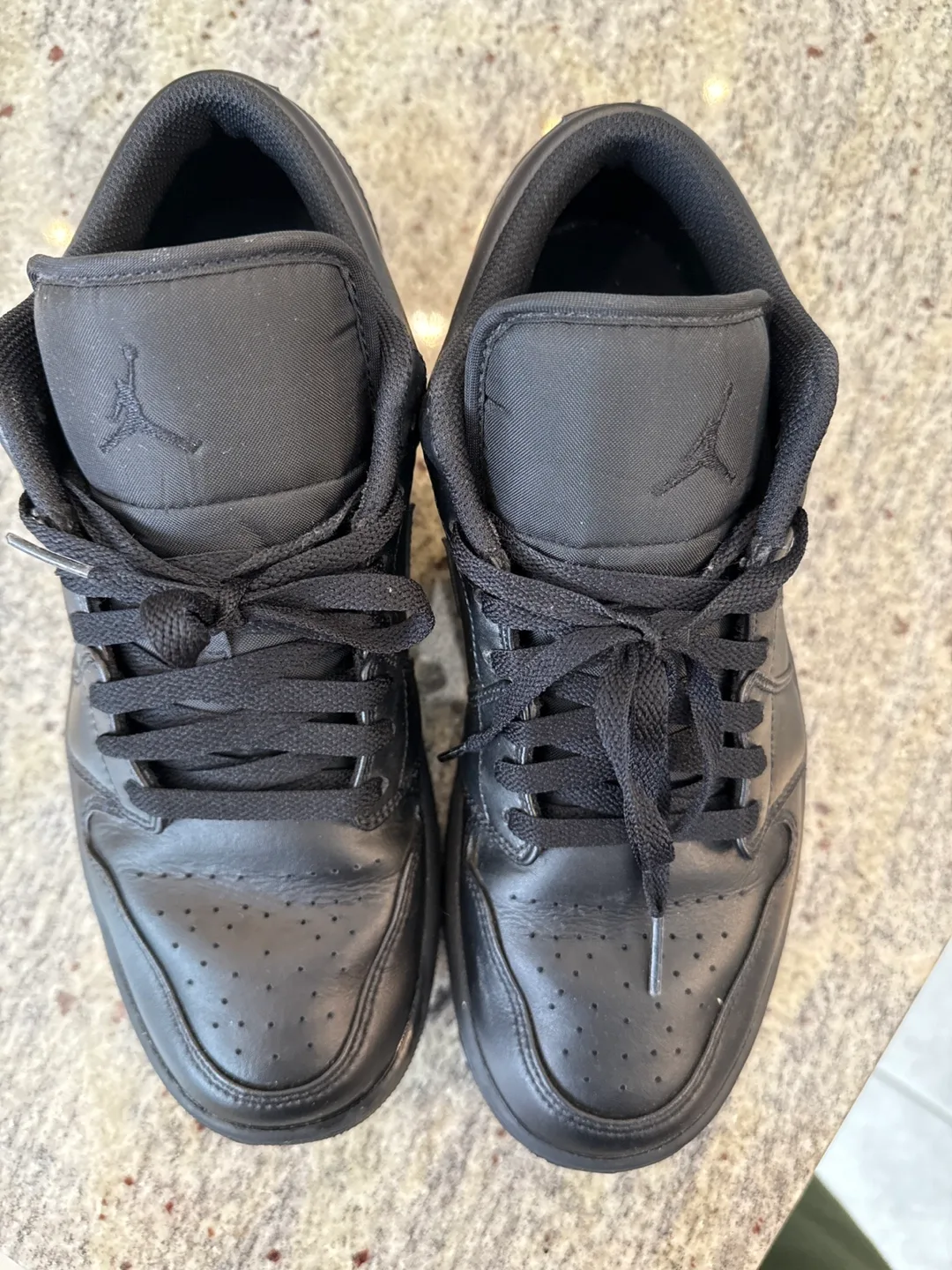 Air Jordan 1 Low Black Sneakers image indicator(3)