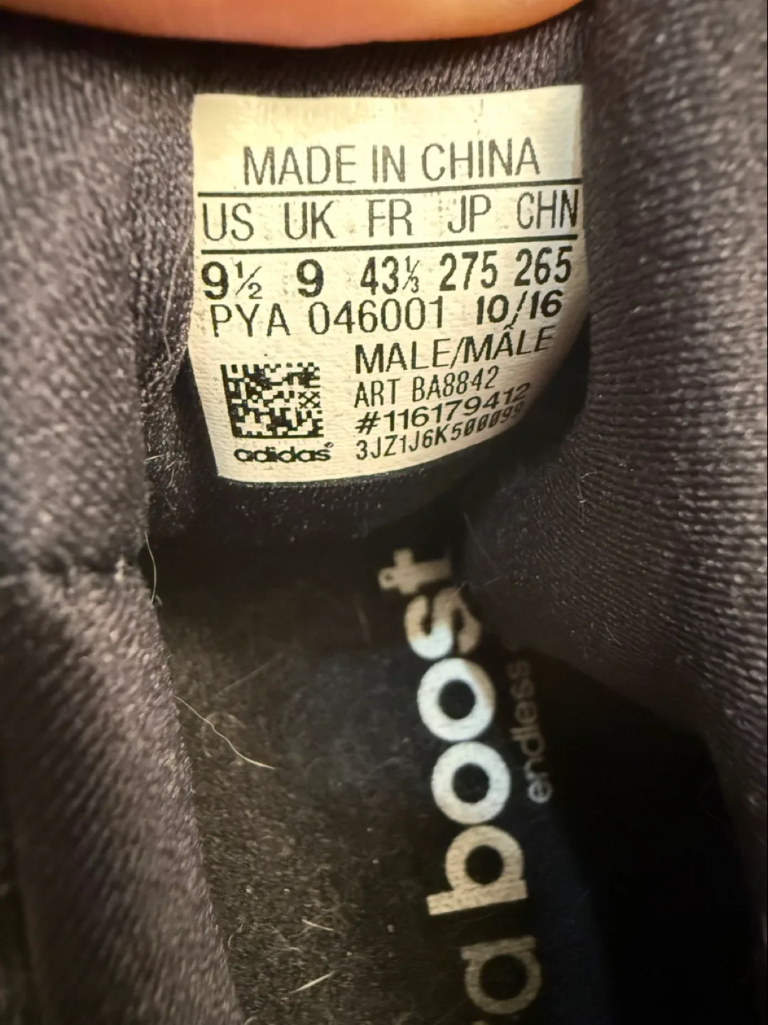 Adidas Ultraboost Men’s 9.5 black image indicator(3)