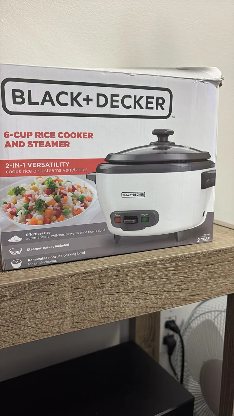 Black+Decker 6-Cup Rice Cooker and Steamer thumbnail