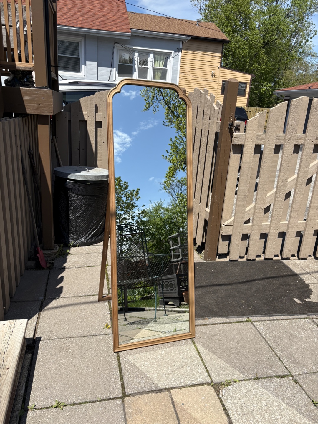 French country Easel