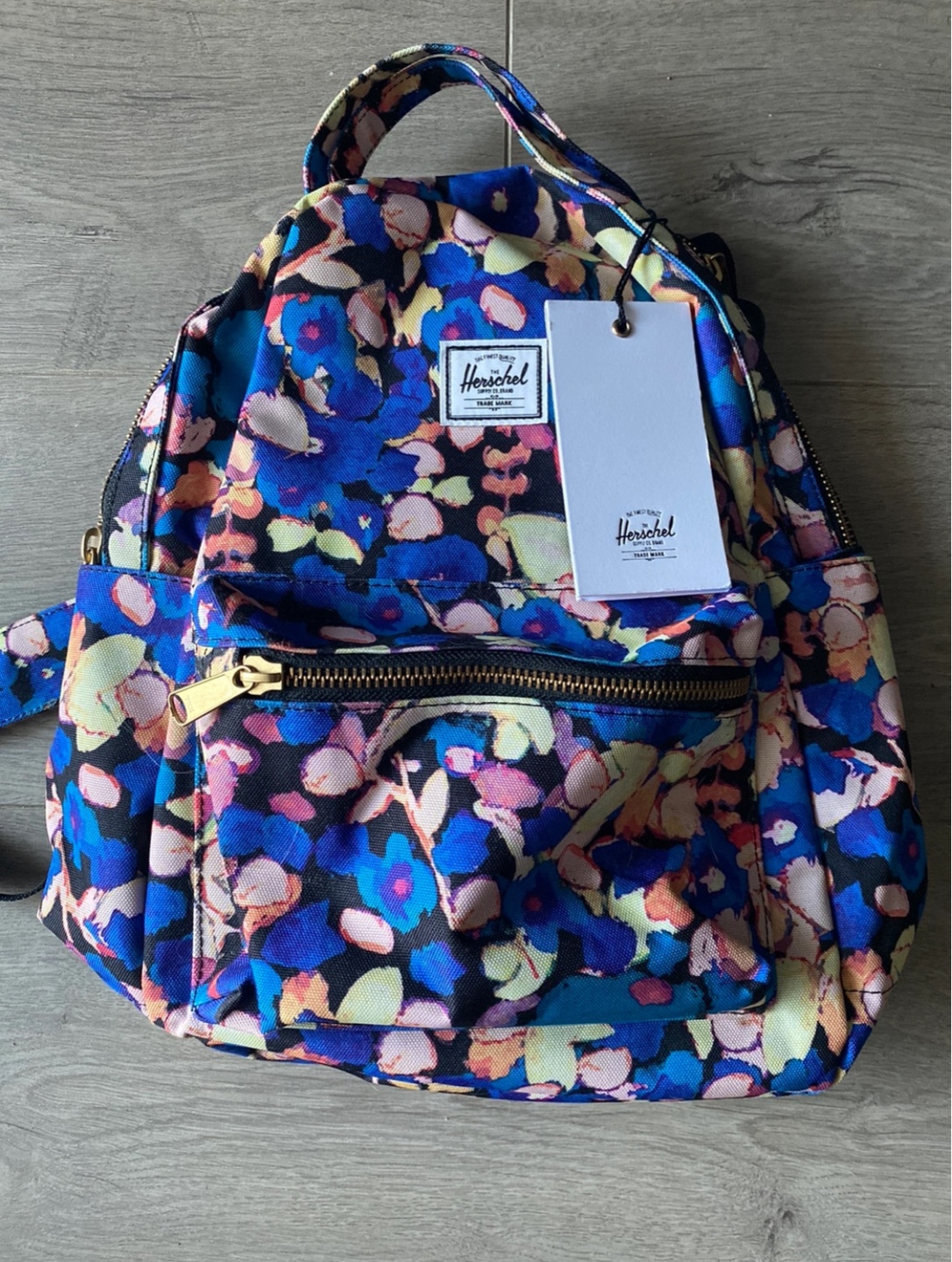 Tag on! Herschel floral mid-volume Nova Backpack - photo 2