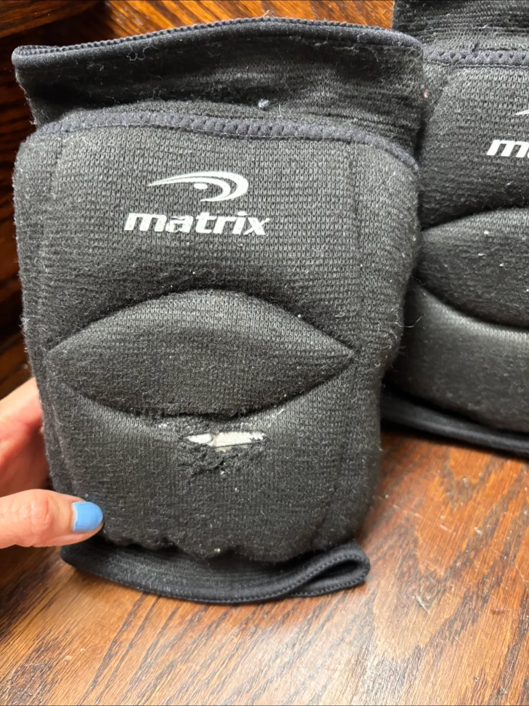 Matrix Knee Pads black image indicator(2)