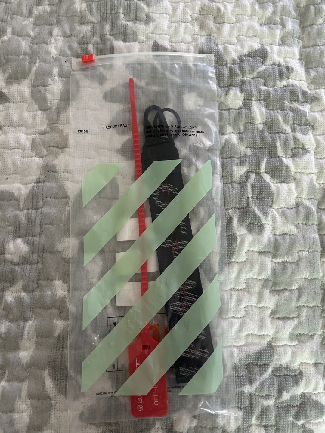 Off-White Keychain tag brand new - photo 3