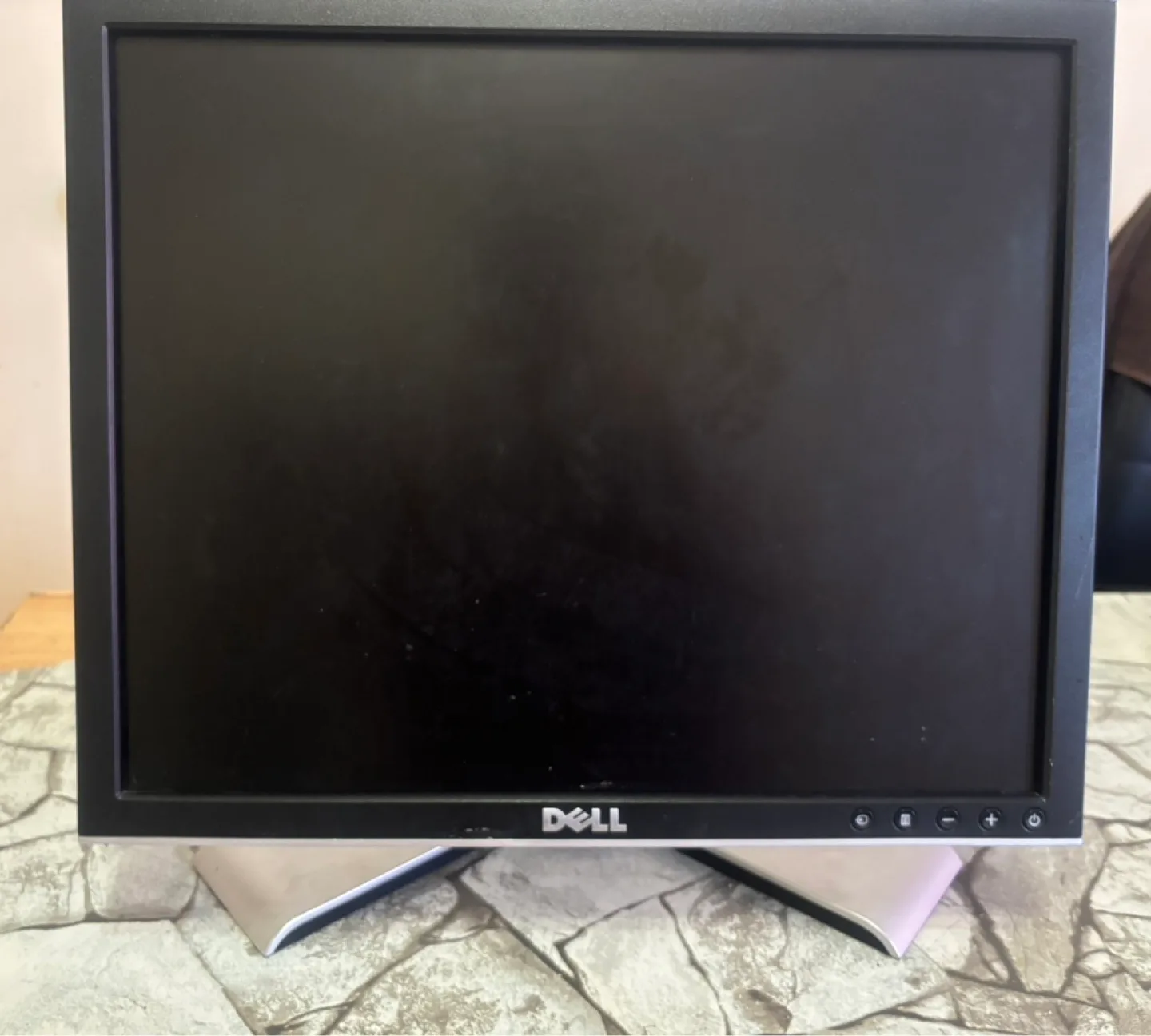 Dell LCD Monitor - 17 inch thumbnail