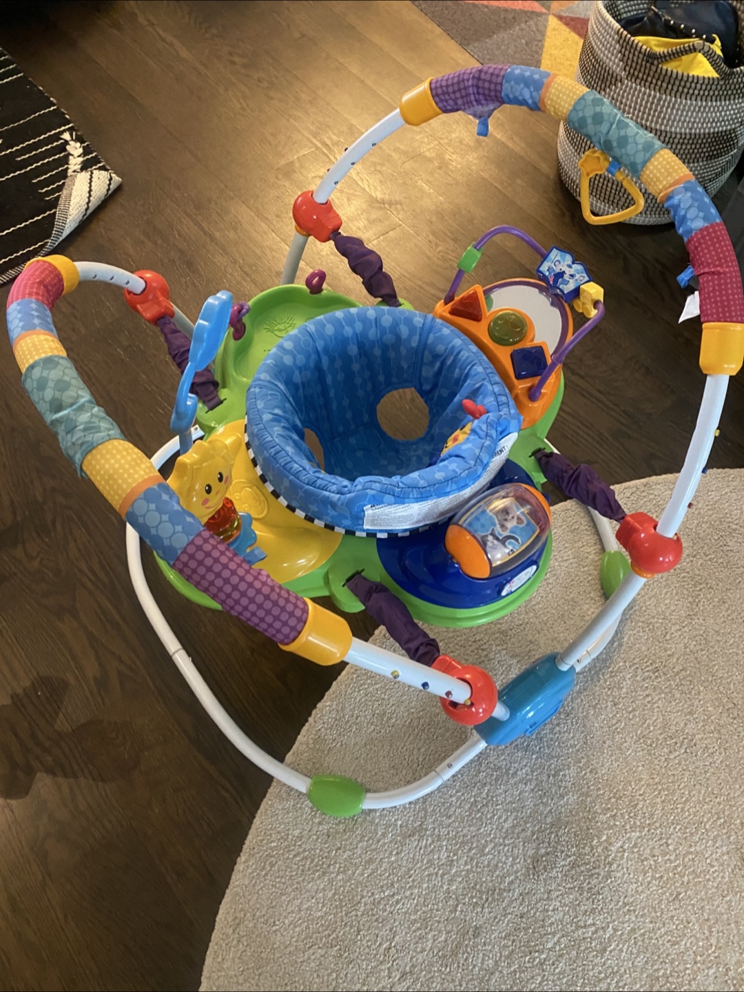 Bright Starts Jump and Learn Activity Centre - photo 2