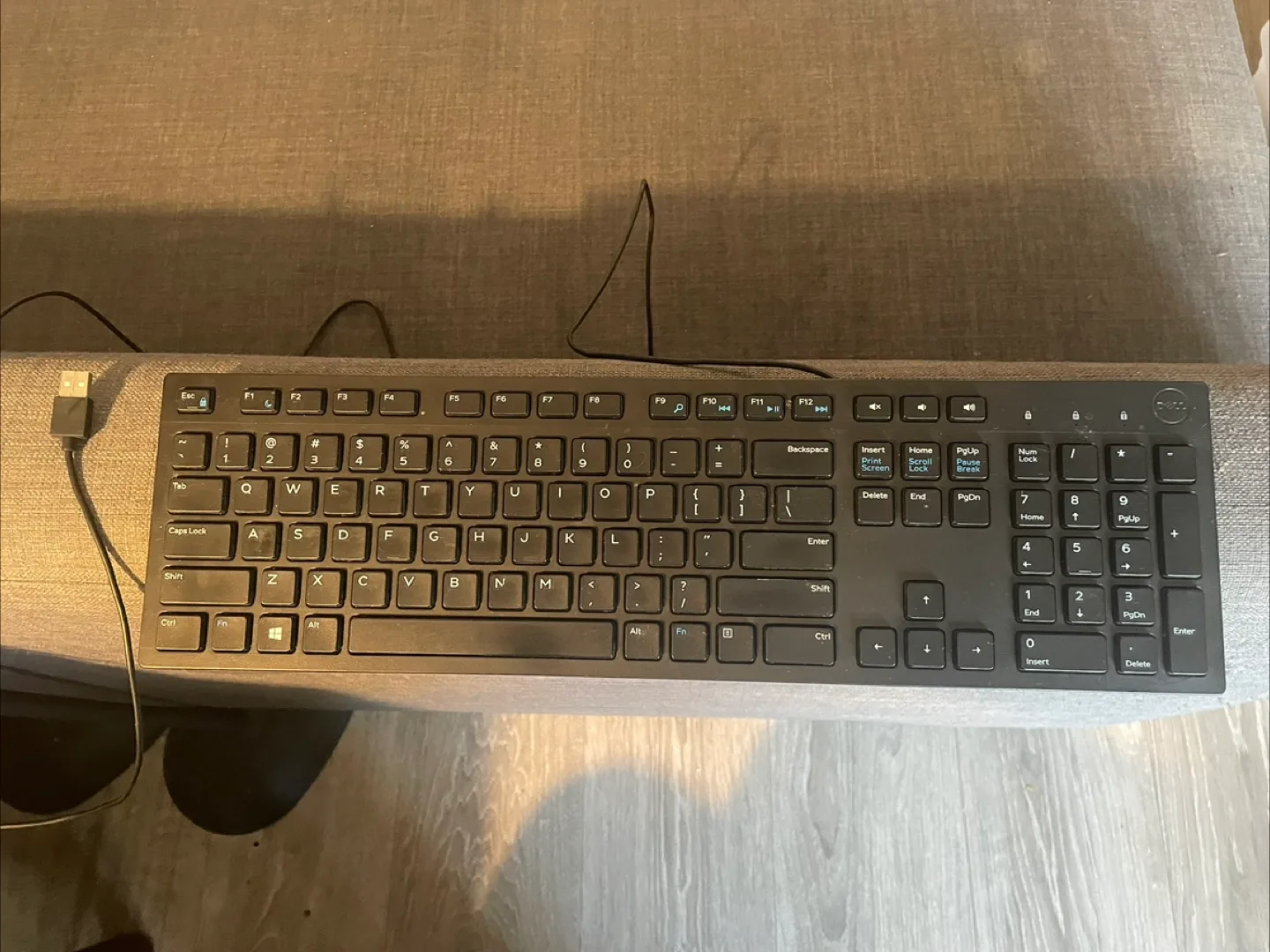 ❤️Dell Wired Keyboard thumbnail