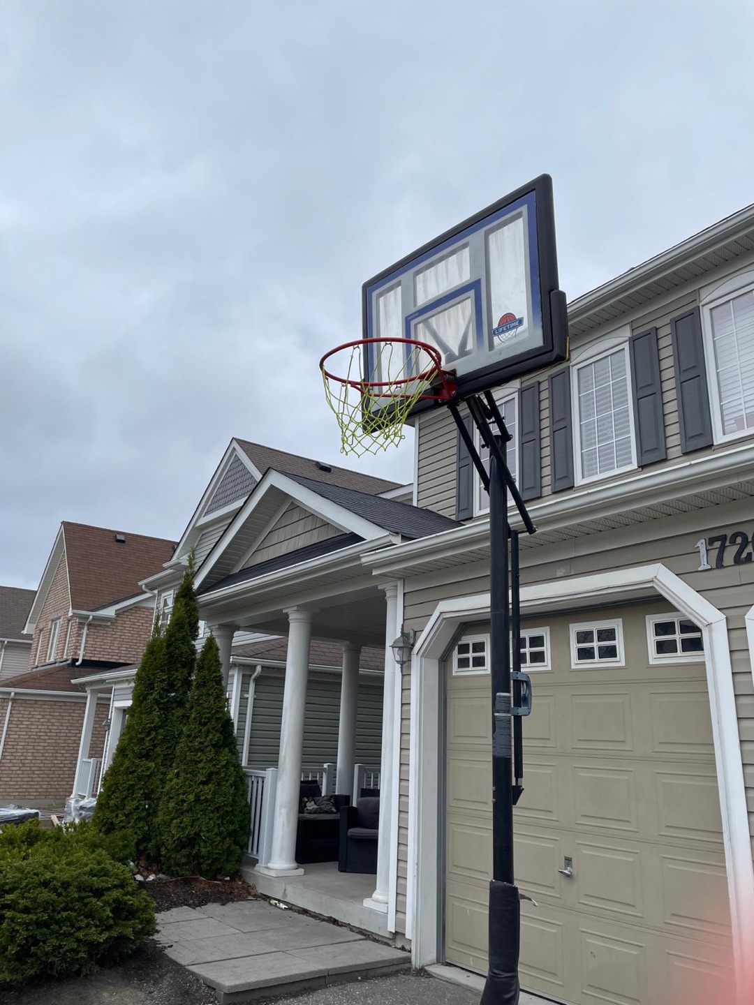Lifetime Portable Basketball Hoop - photo 2