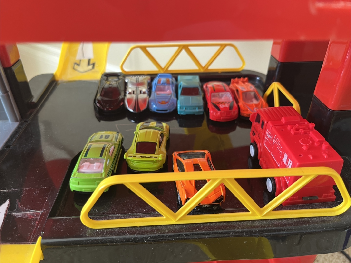 Multi-Level Toy Car Parking Garage with Cars - photo 2