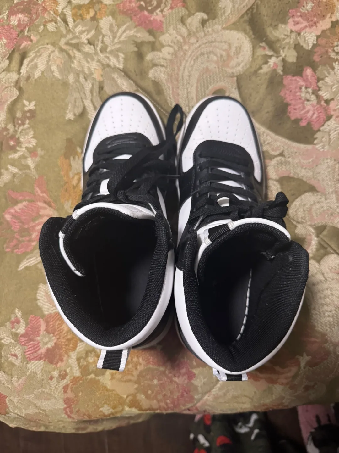 Black and White High-Top Sneakers image indicator(2)