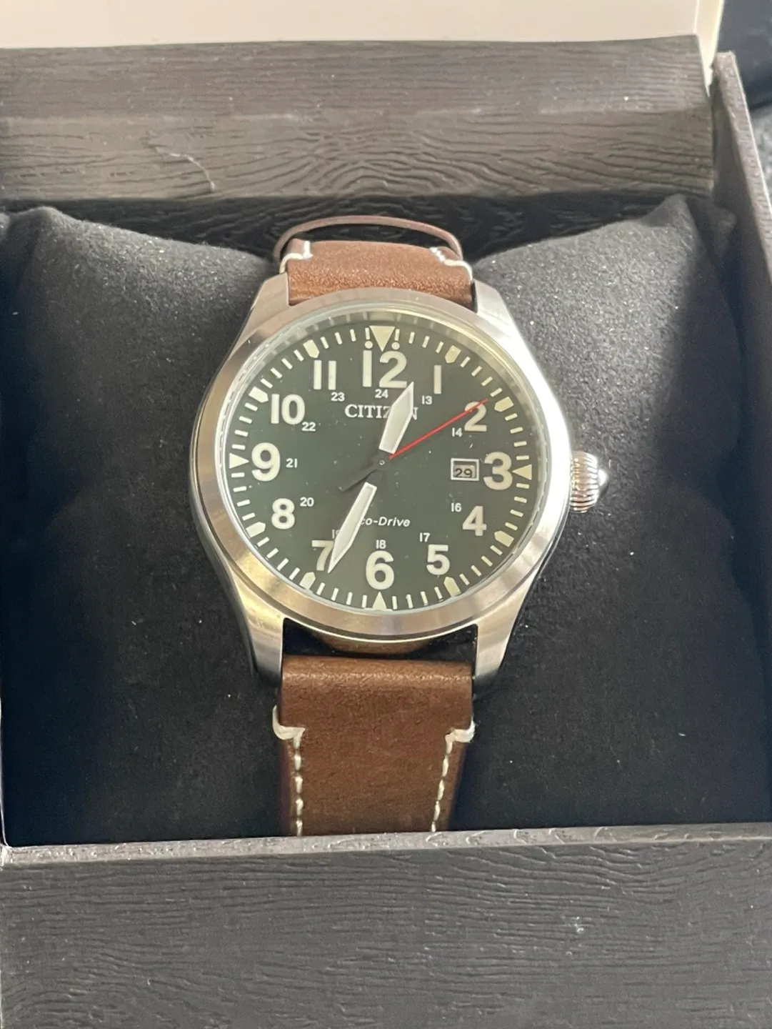 Citizen Eco-Drive Men's Watch image indicator(2)