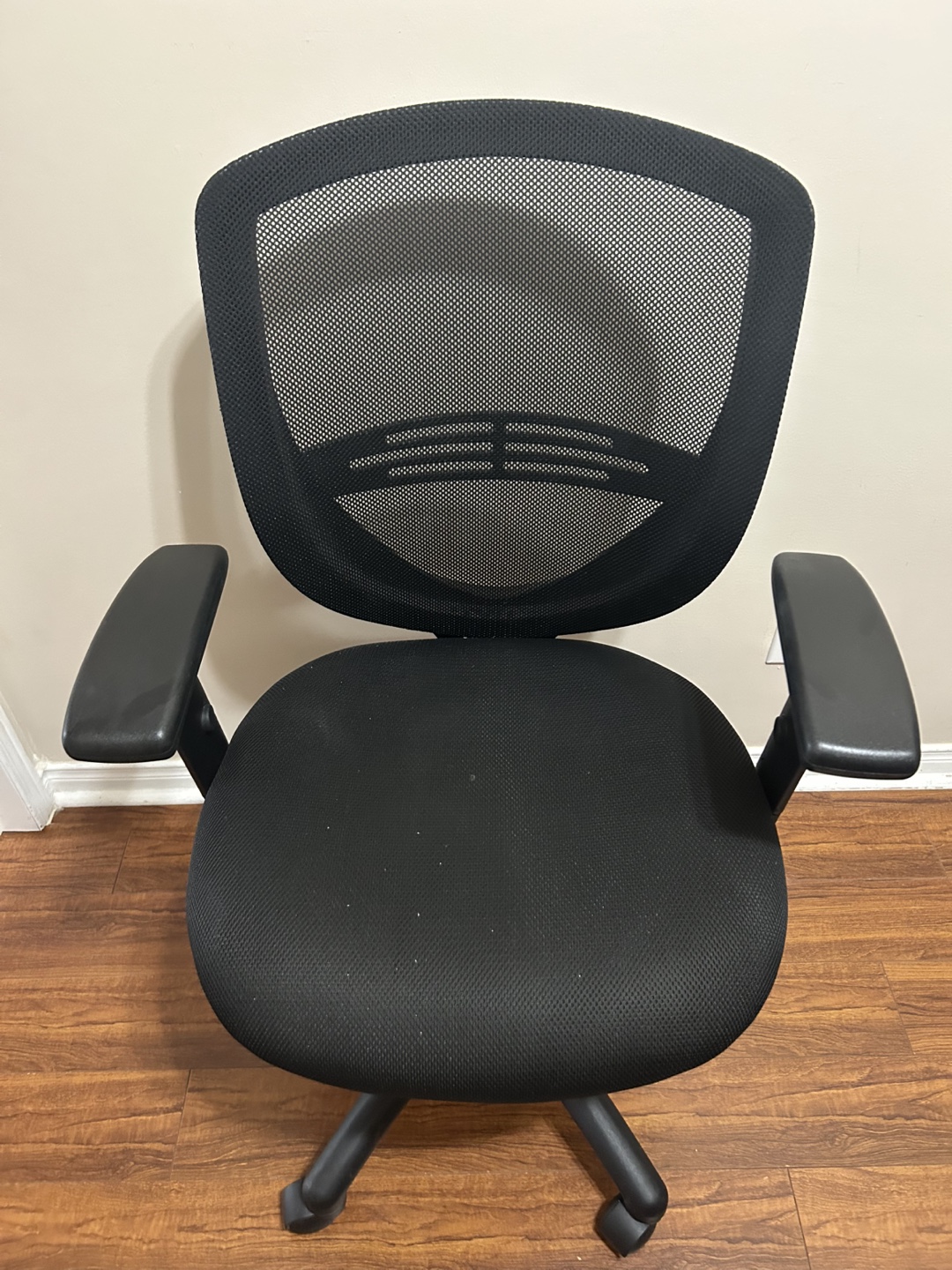 Black Mesh Ergonomic Office Chair 🧡