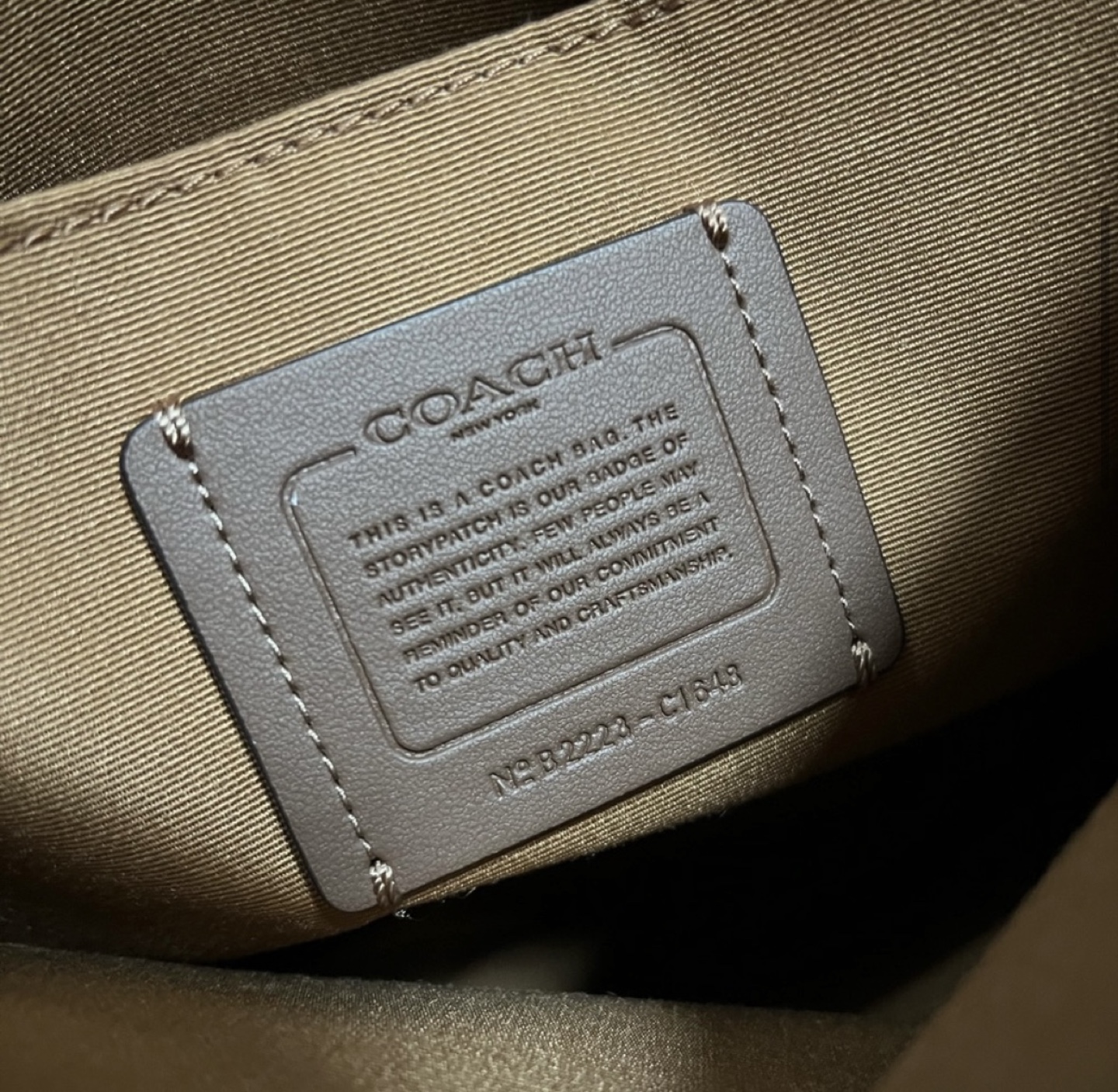 Coach Ellie File bag - NWOT - photo 3