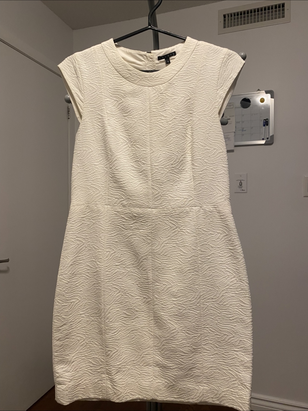 🥕[Theory] Ivory Textured Cap Sleeve Dress - Pick Up Only