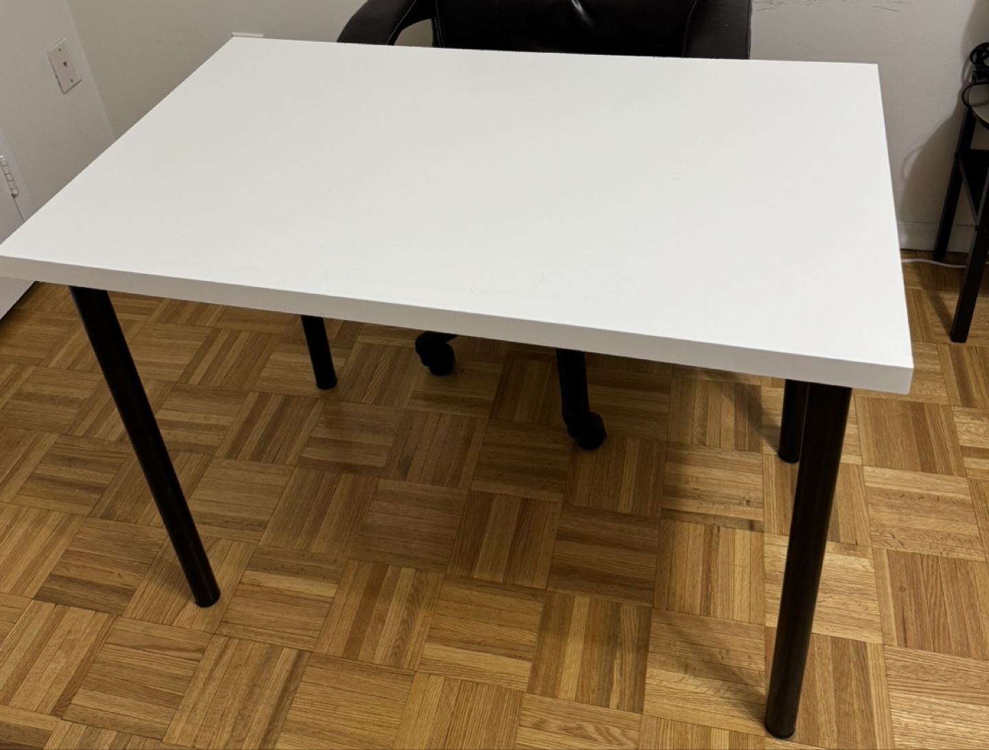 White Desk with Black Legs