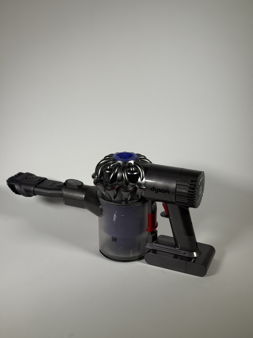 Dyson V7 Cordless Handheld Vacuum
