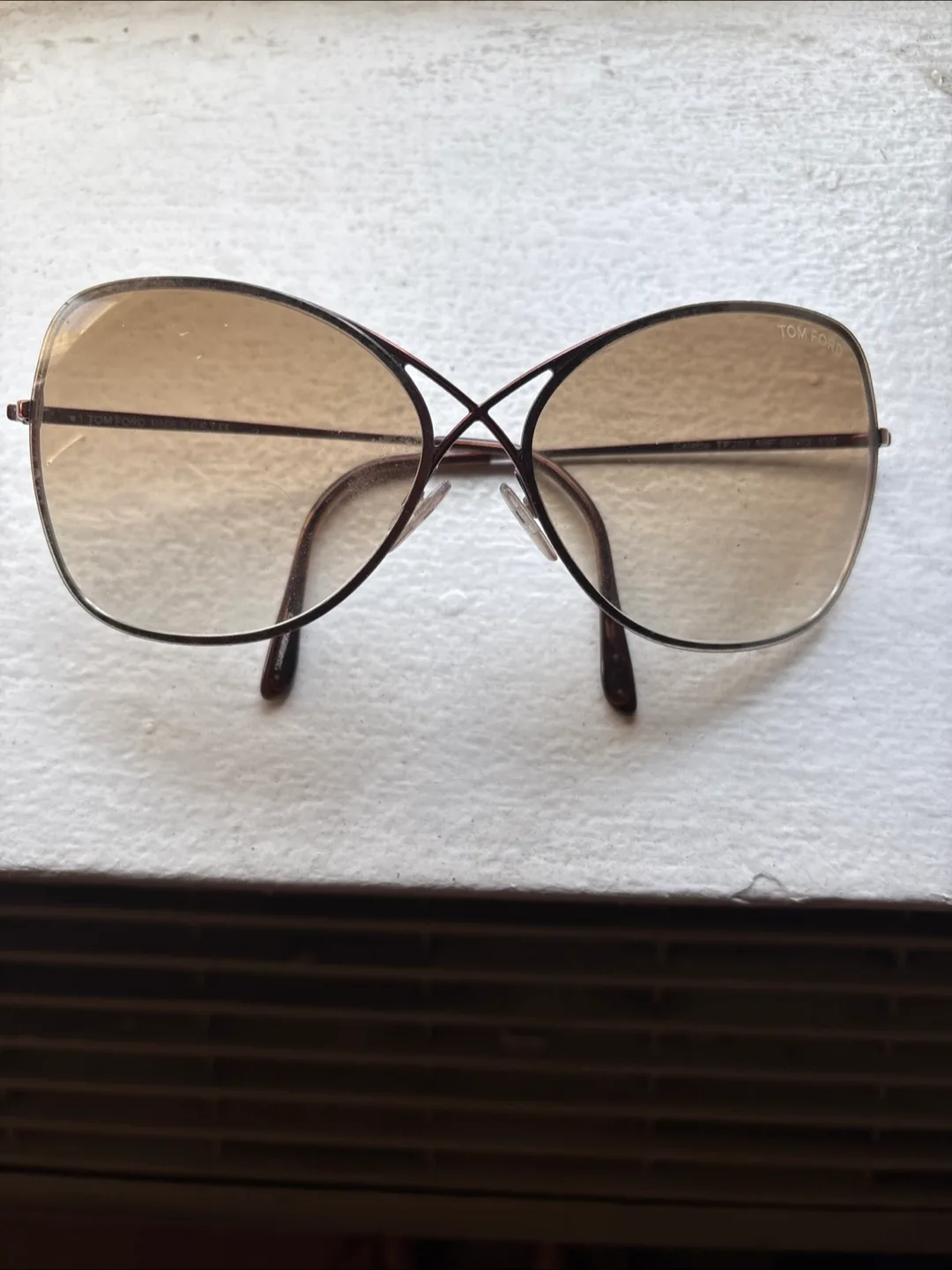 Tom Ford Sunglasses Brown Gradient Lenses thumbnail