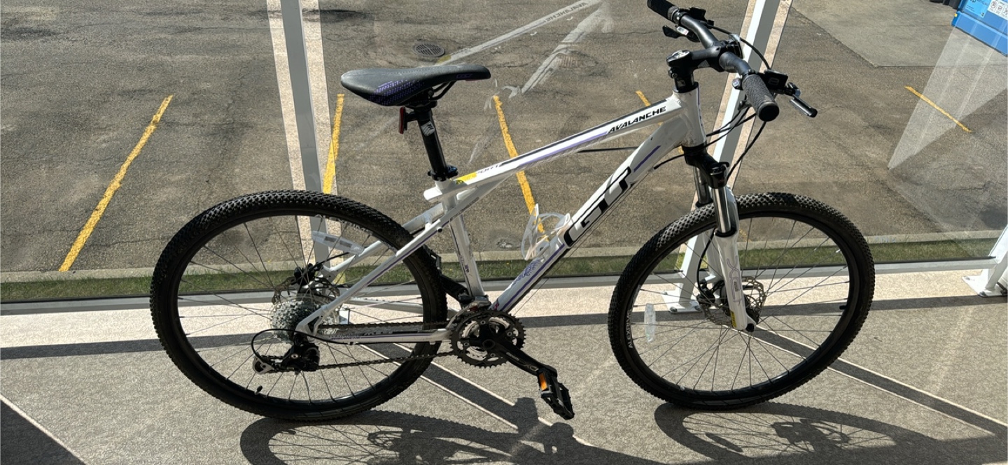 GT Avalanche Mountain Bike