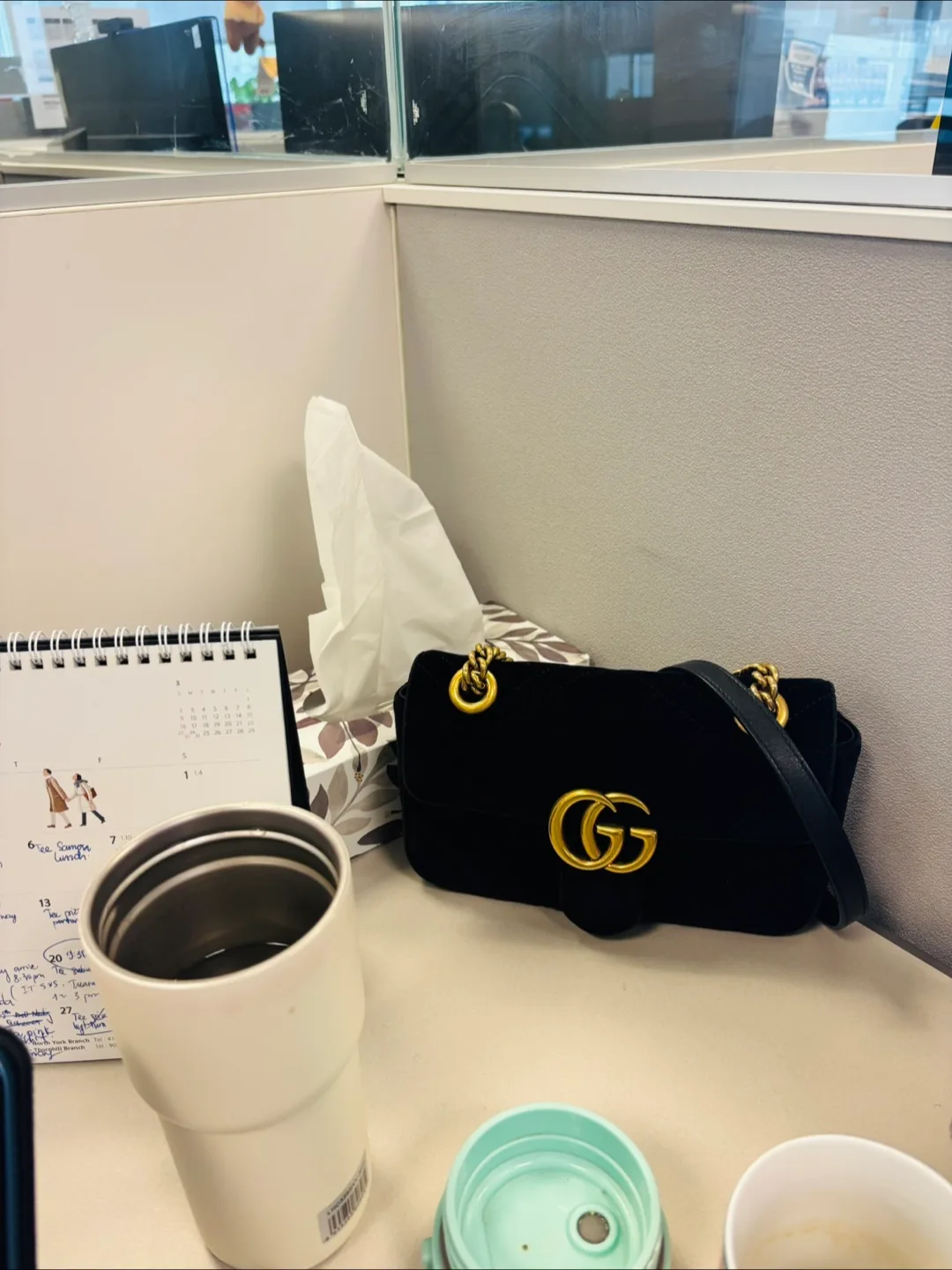 Gucci Velvet Shoulder Bag image indicator(2)